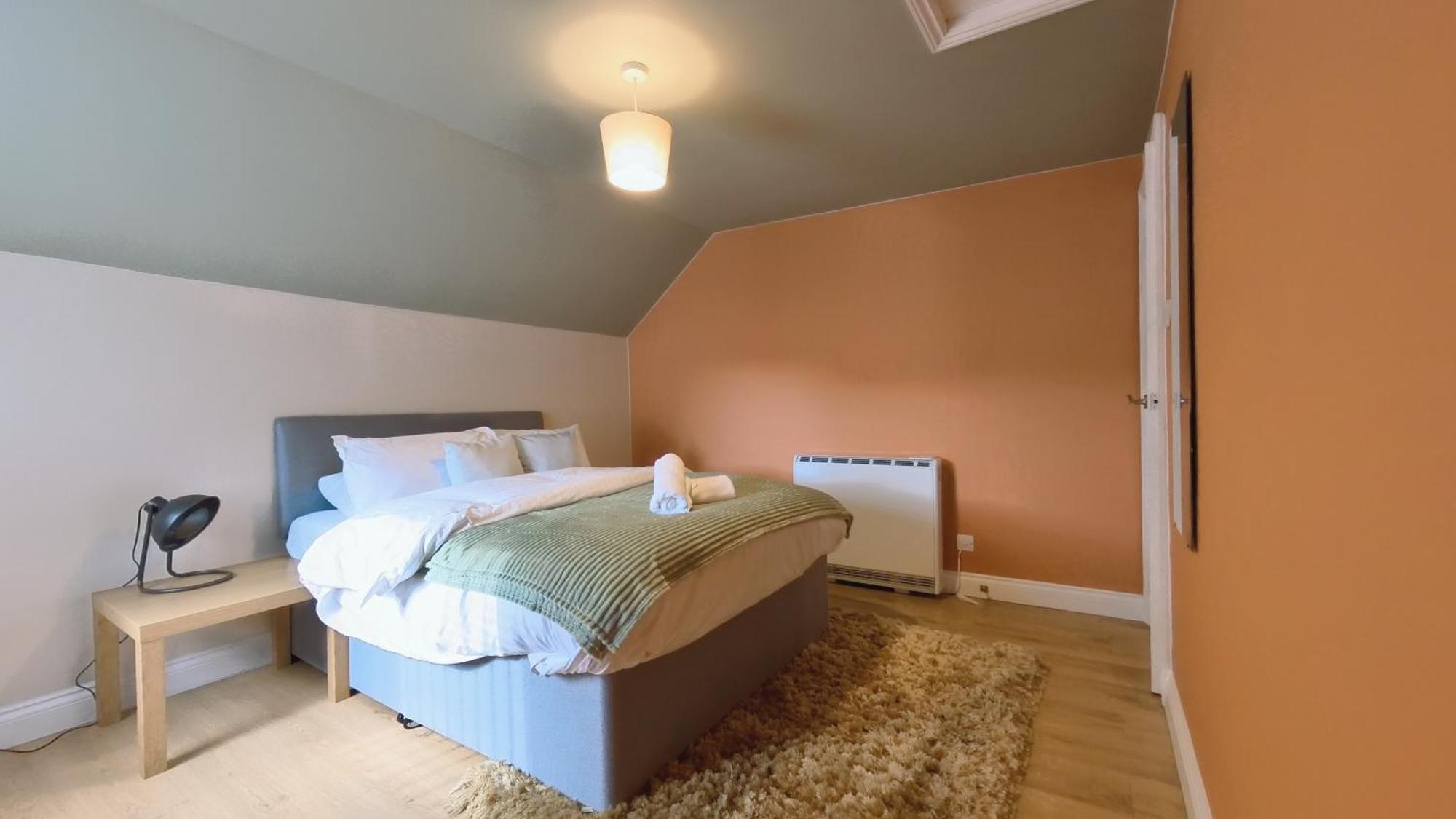 Group Bookings: Up To 30 Guests Across 5 Spacious Flats! Keyless Access Free Wifi & Parking Birmingham Kültér fotó